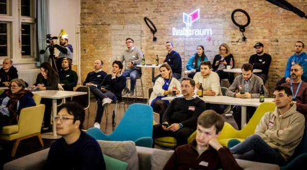 medianet OPEN HOUSE @ hubraum “Using Deutsche Telekom and T-Mobile US network functions with APIs”